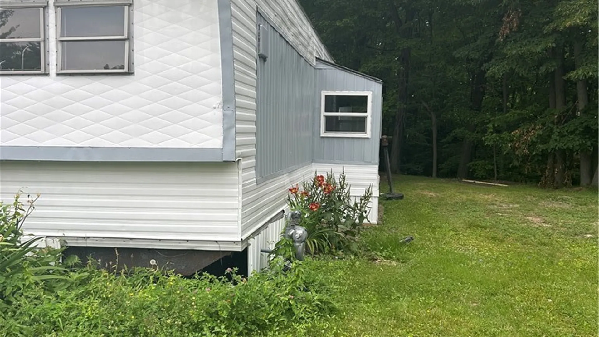 Property at 111 Andrus Court, Hanover, NY 14136 2