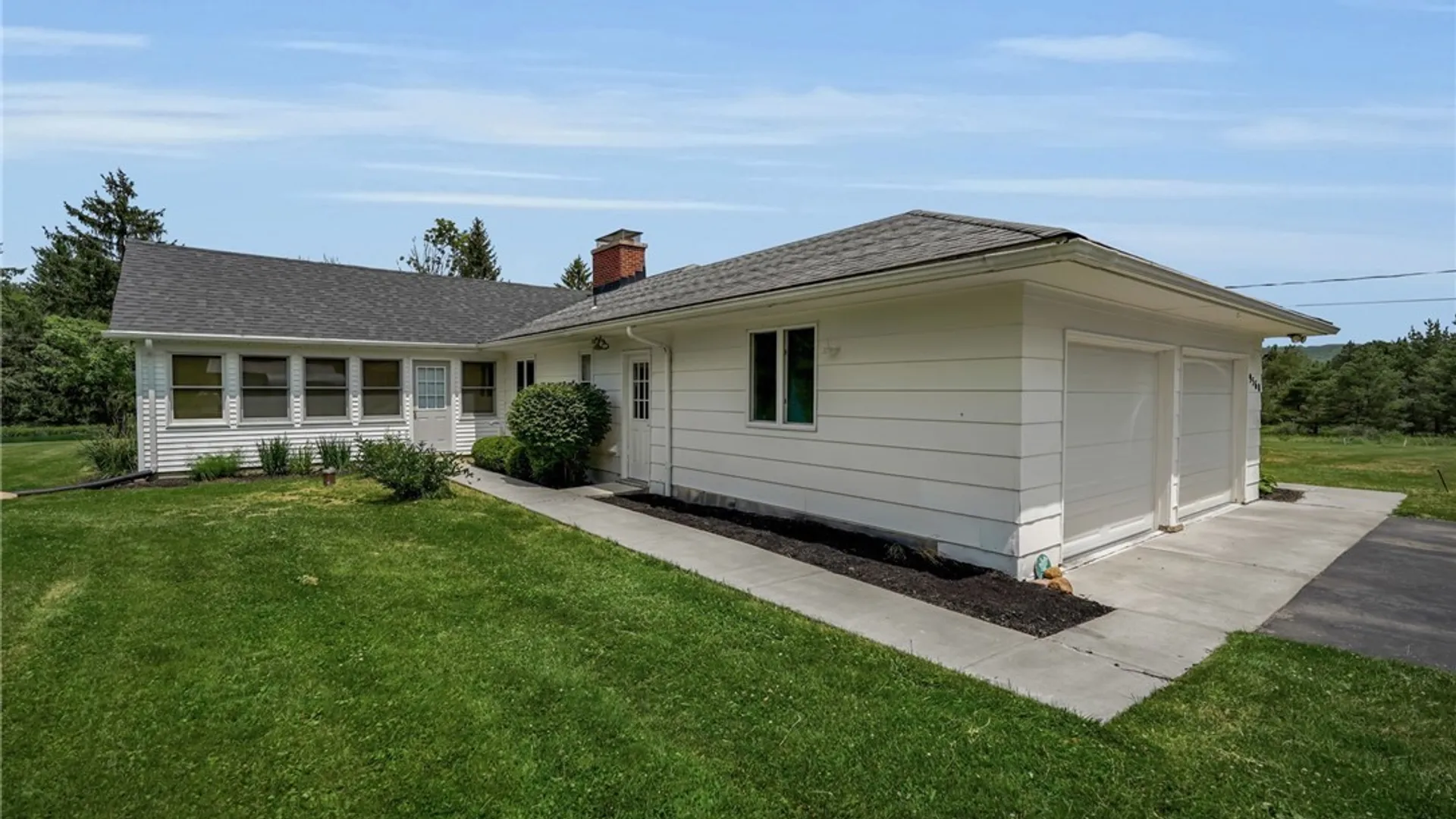 Property at 9560 Savage Road, Holland, NY 14080 2