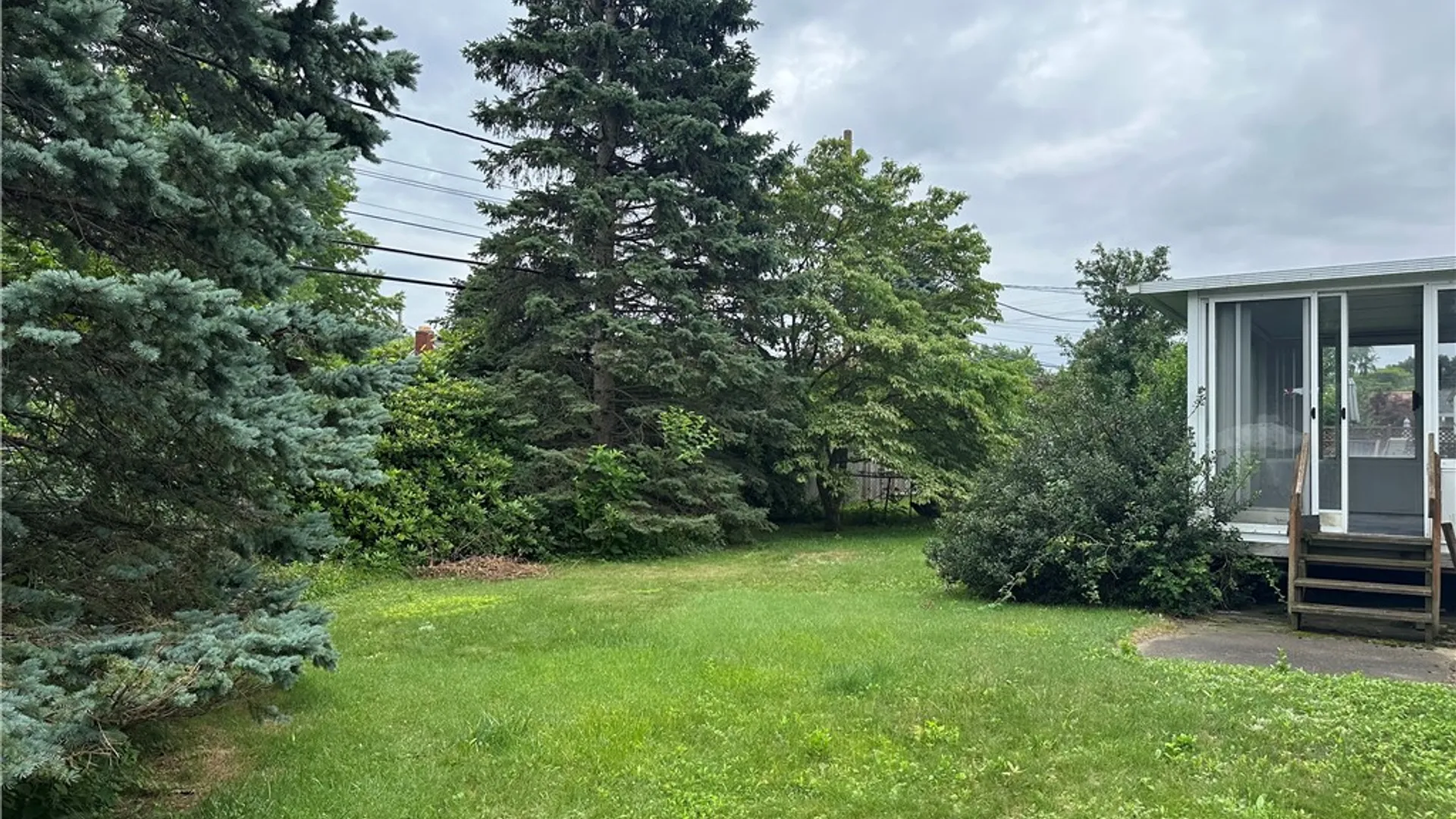 Property at 130 N Ridgelawn Drive, Irondequoit, NY 14617 41