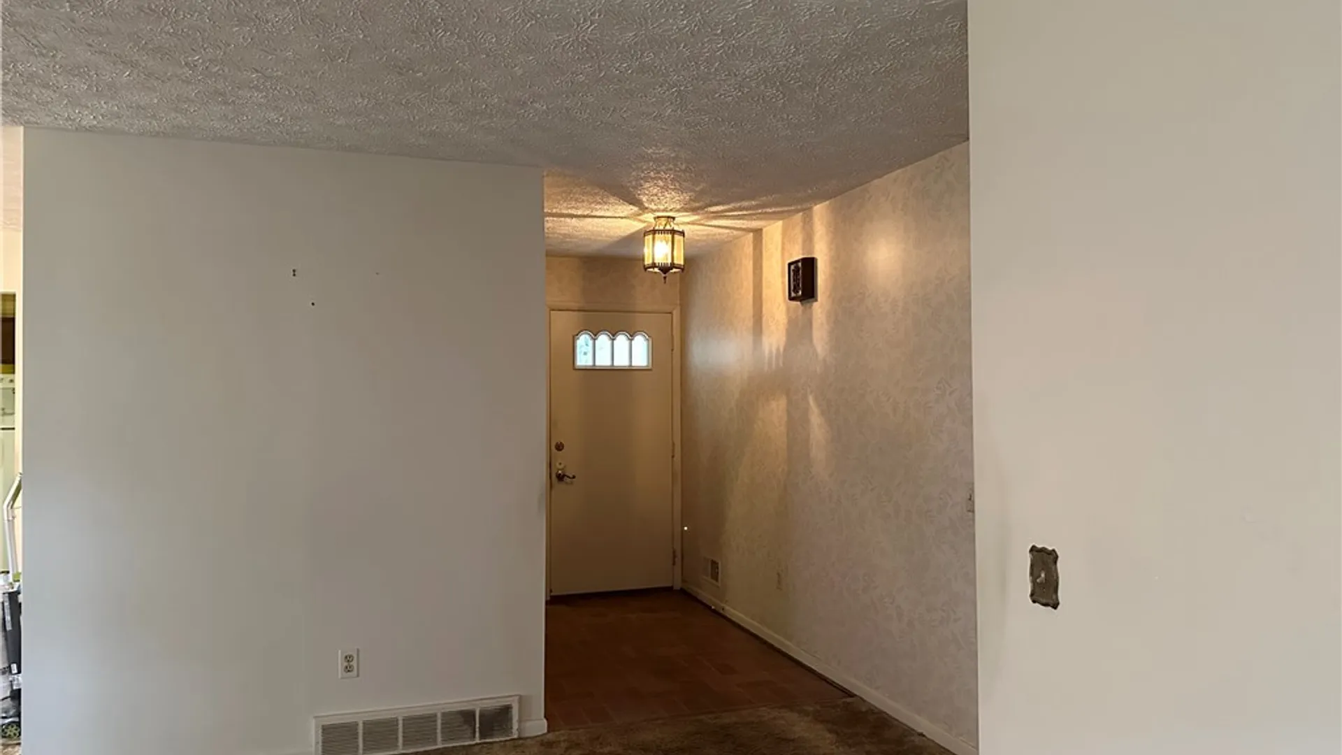 Property at 130 N Ridgelawn Drive, Irondequoit, NY 14617 6
