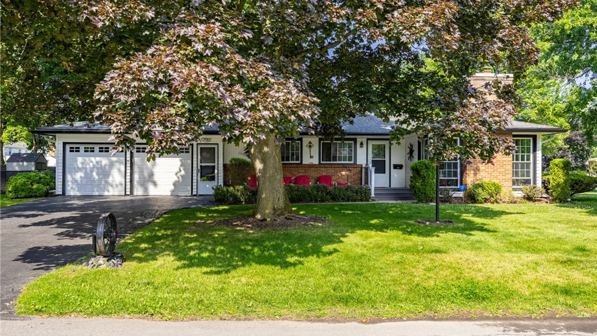 Property at 77 Willowen Drive, Irondequoit, NY 14609 25