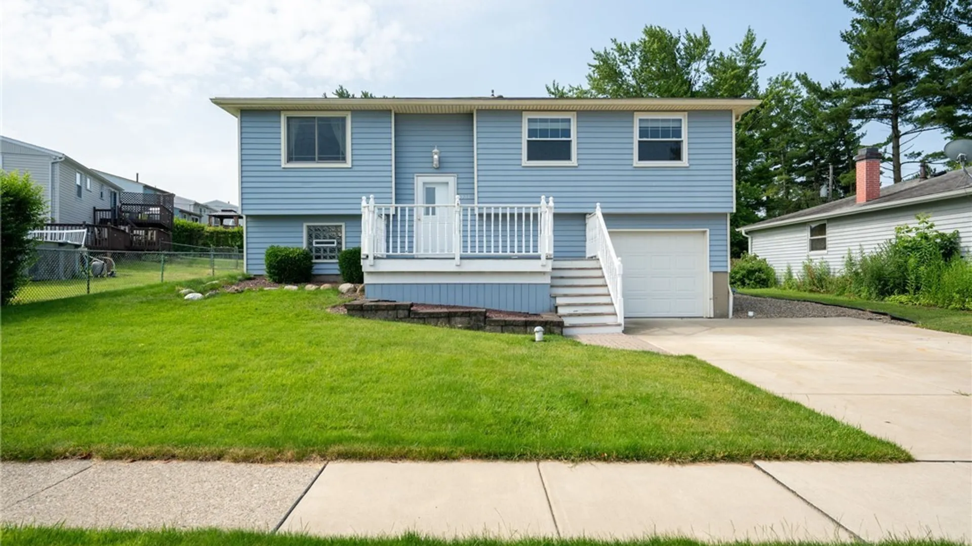 Property at 3933 Sharondale Drive, Hamburg, NY 14075 48