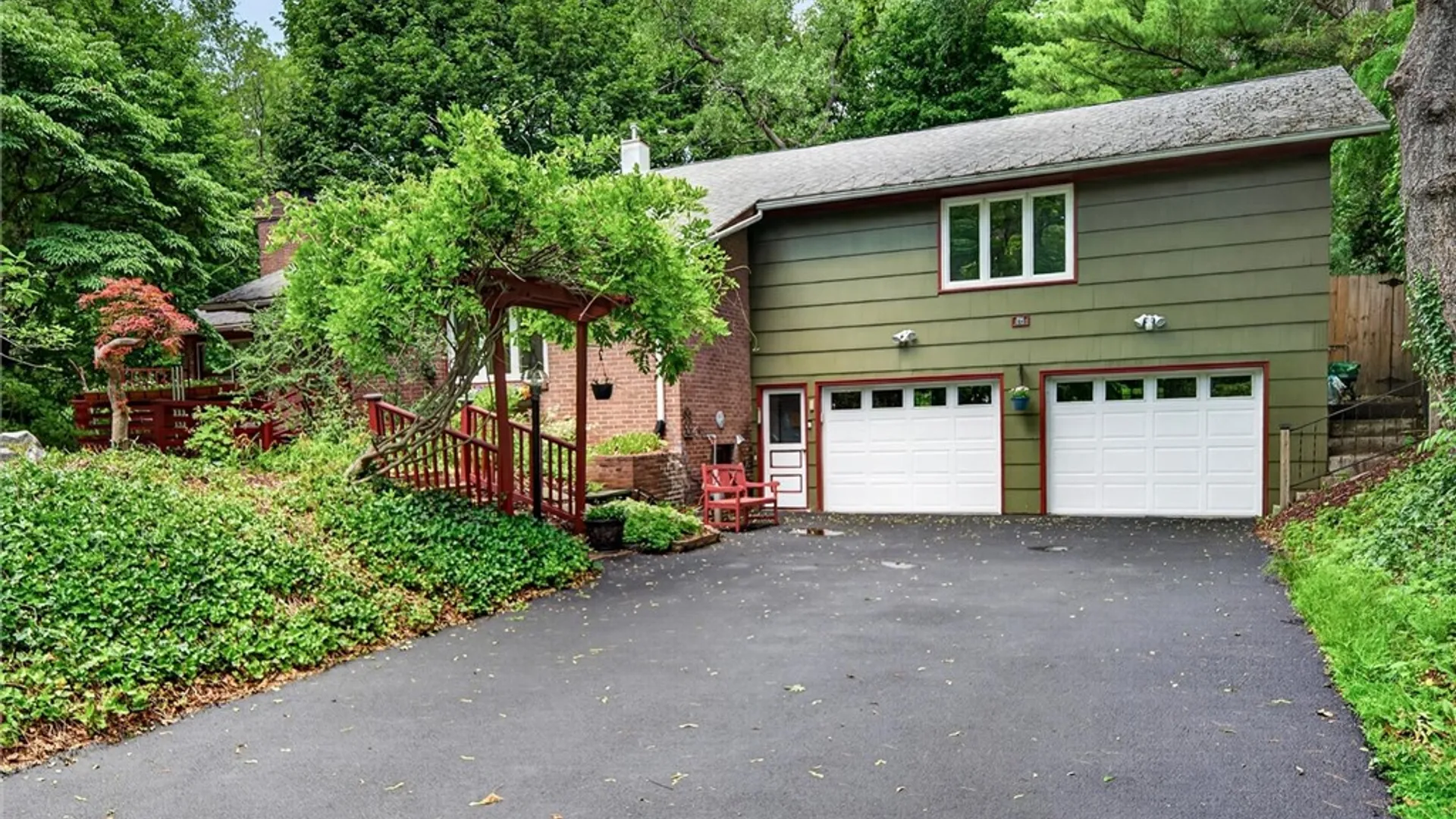 Property at 6 Far View Hills Road, Brighton, NY 14620 3