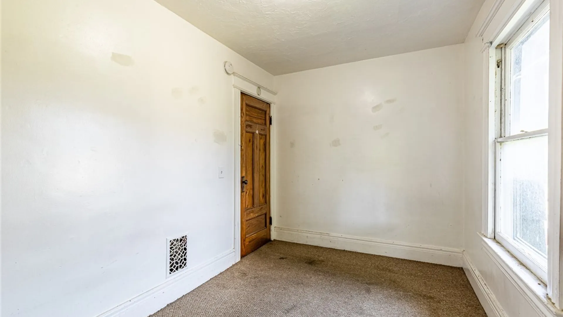 Property at 1375 N Clinton Avenue, Rochester, NY 14621 18
