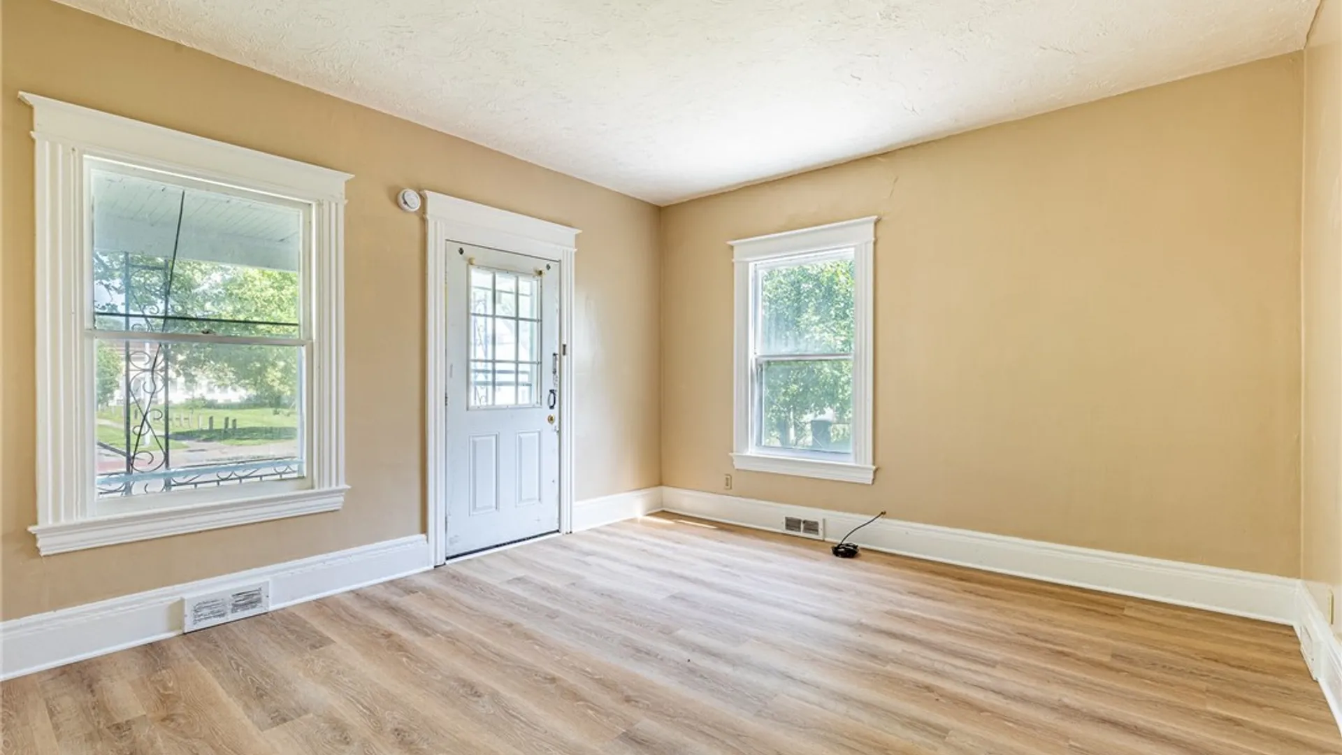 Property at 1375 N Clinton Avenue, Rochester, NY 14621 7