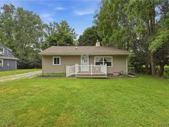 Property at 4875 Meadowbrook Road, Clarence, NY 14221