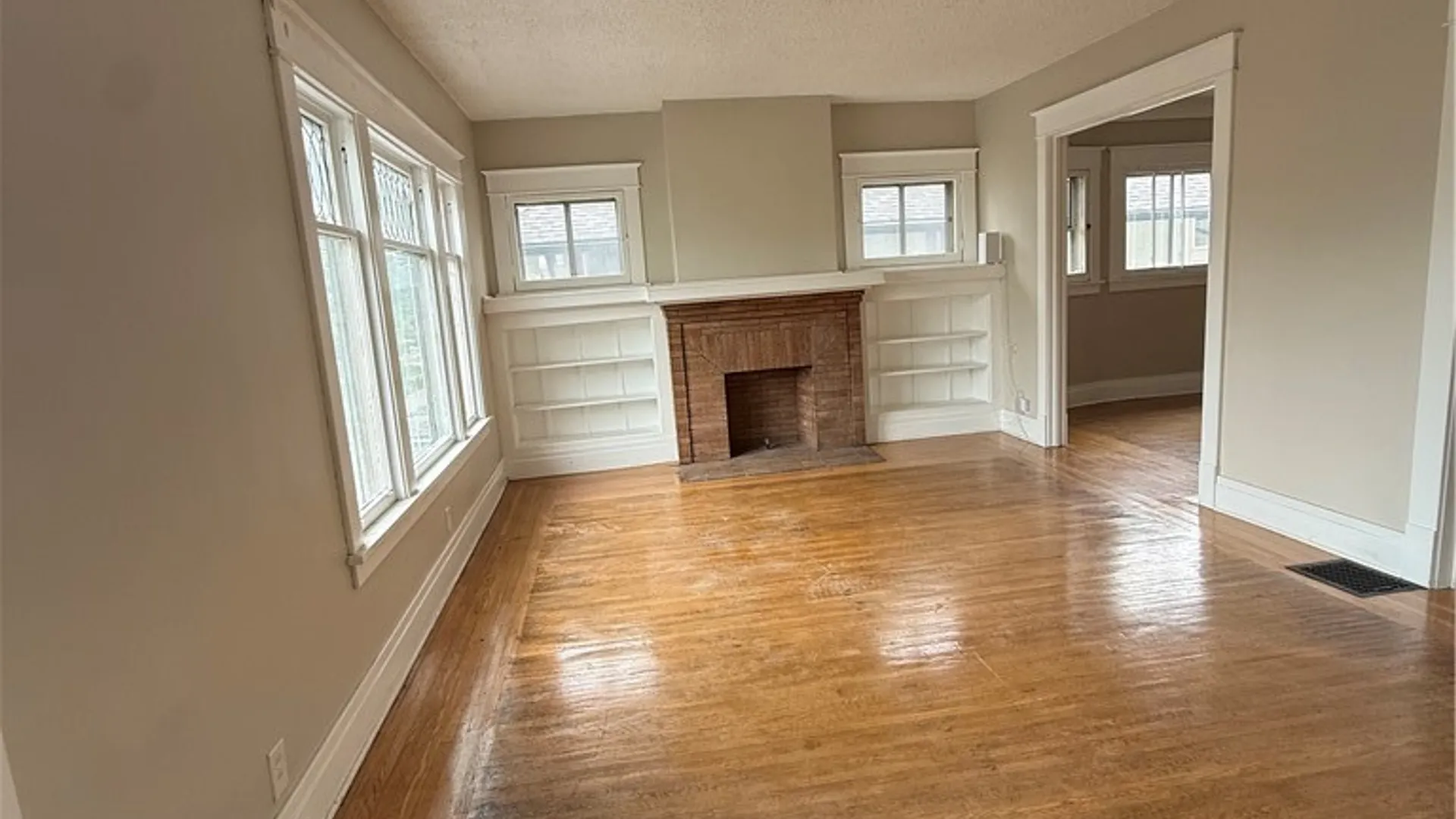 Property at 579 Crescent Avenue, Buffalo, NY 14214 2