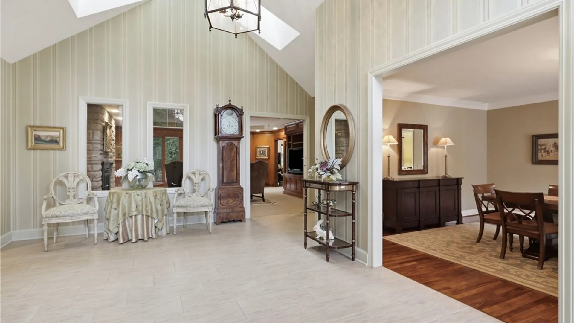 Property at 9 Pine Acres Drive, Pittsford, NY 14618 10