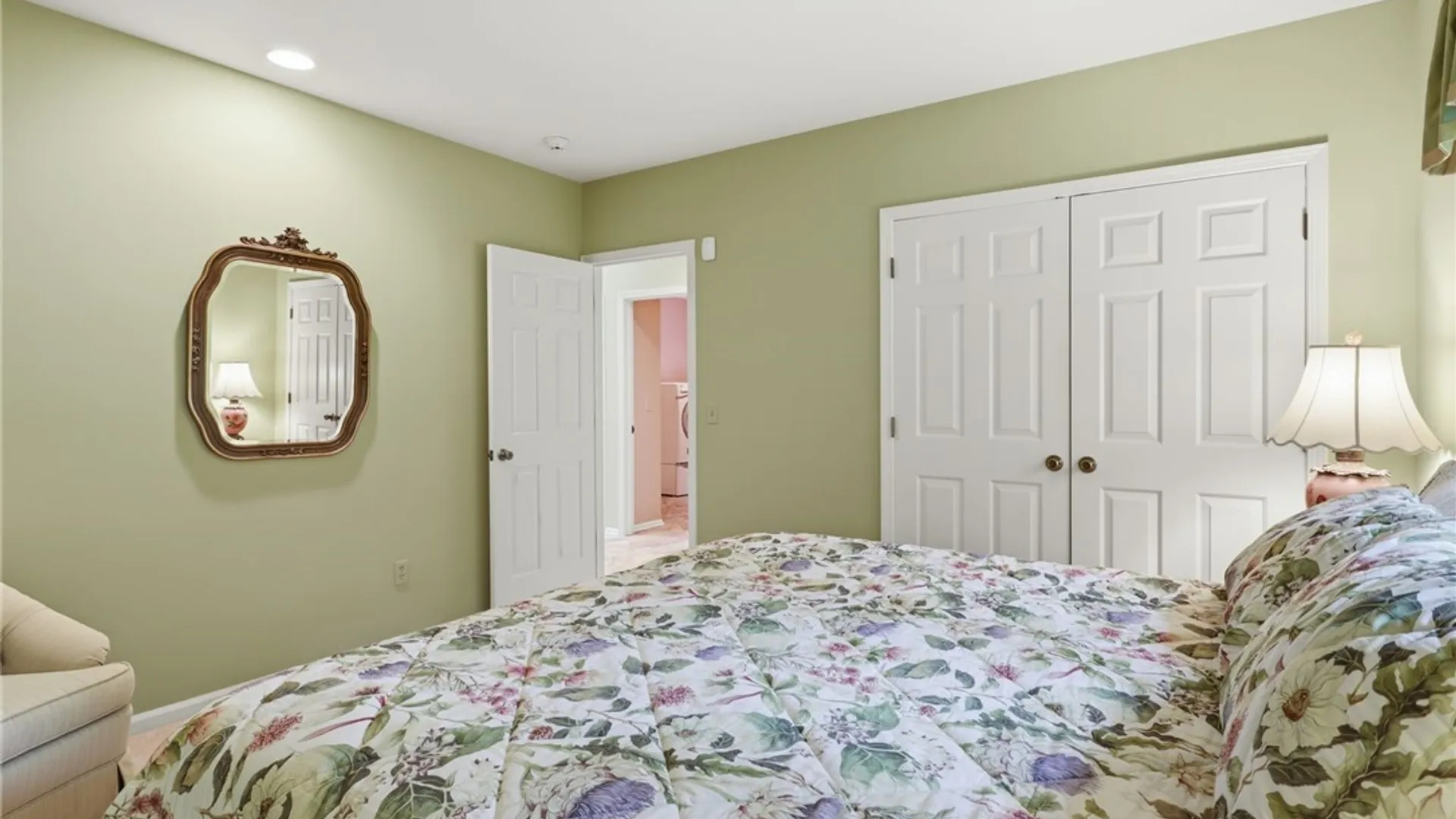 Property at 9 Pine Acres Drive, Pittsford, NY 14618 23