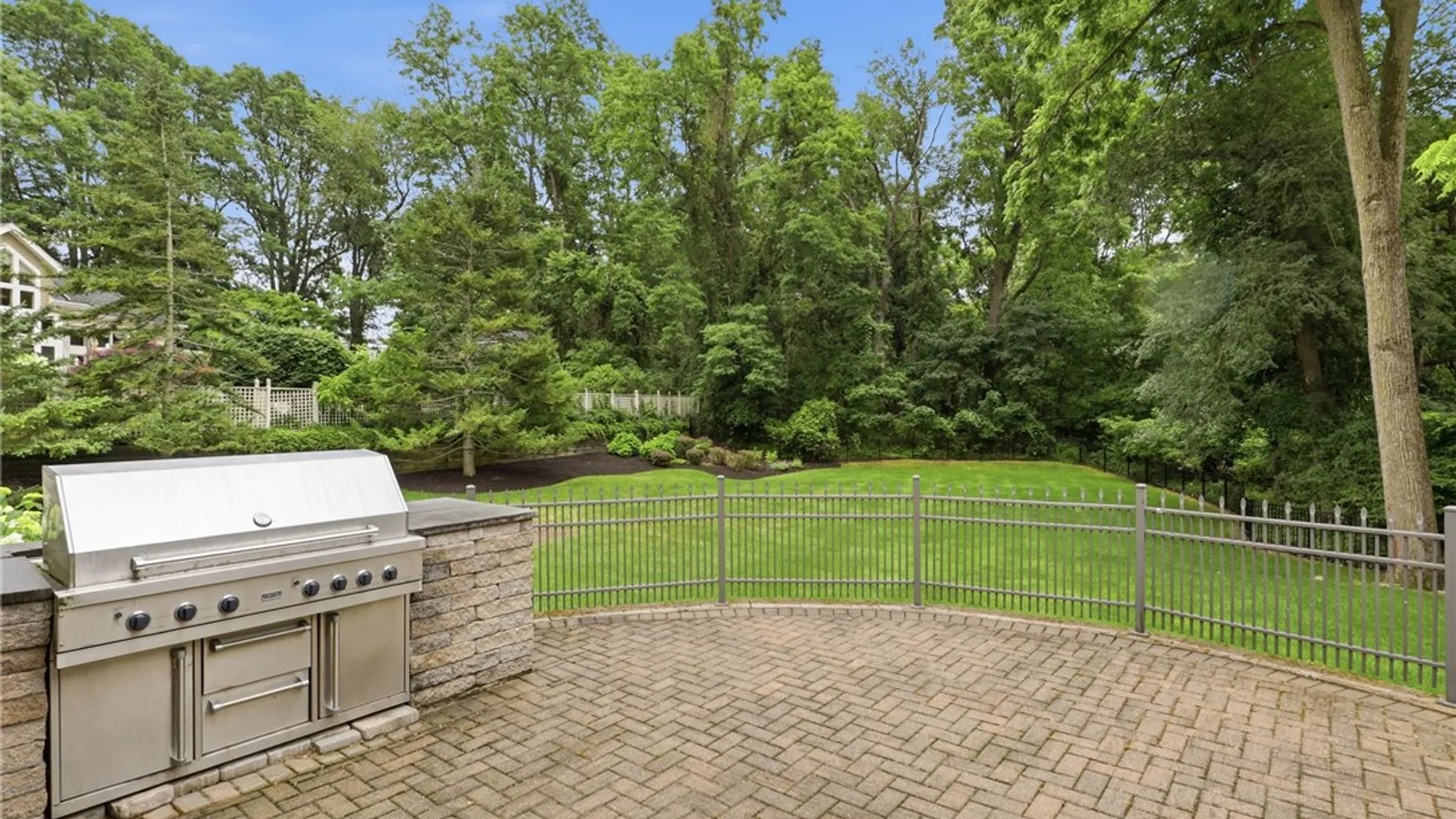 Property at 9 Pine Acres Drive, Pittsford, NY 14618 41