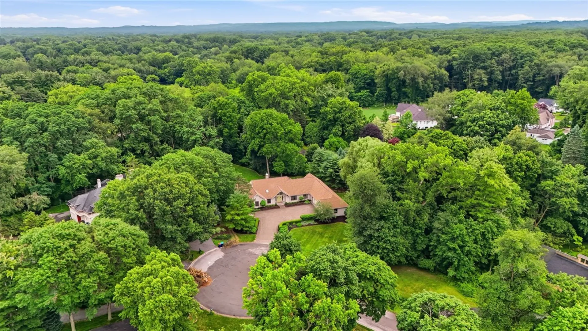Property at 9 Pine Acres Drive, Pittsford, NY 14618 45