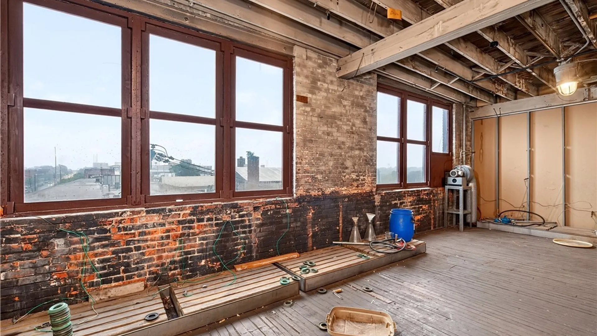 Property at 1280 Niagara Street, Buffalo, NY 14213 27