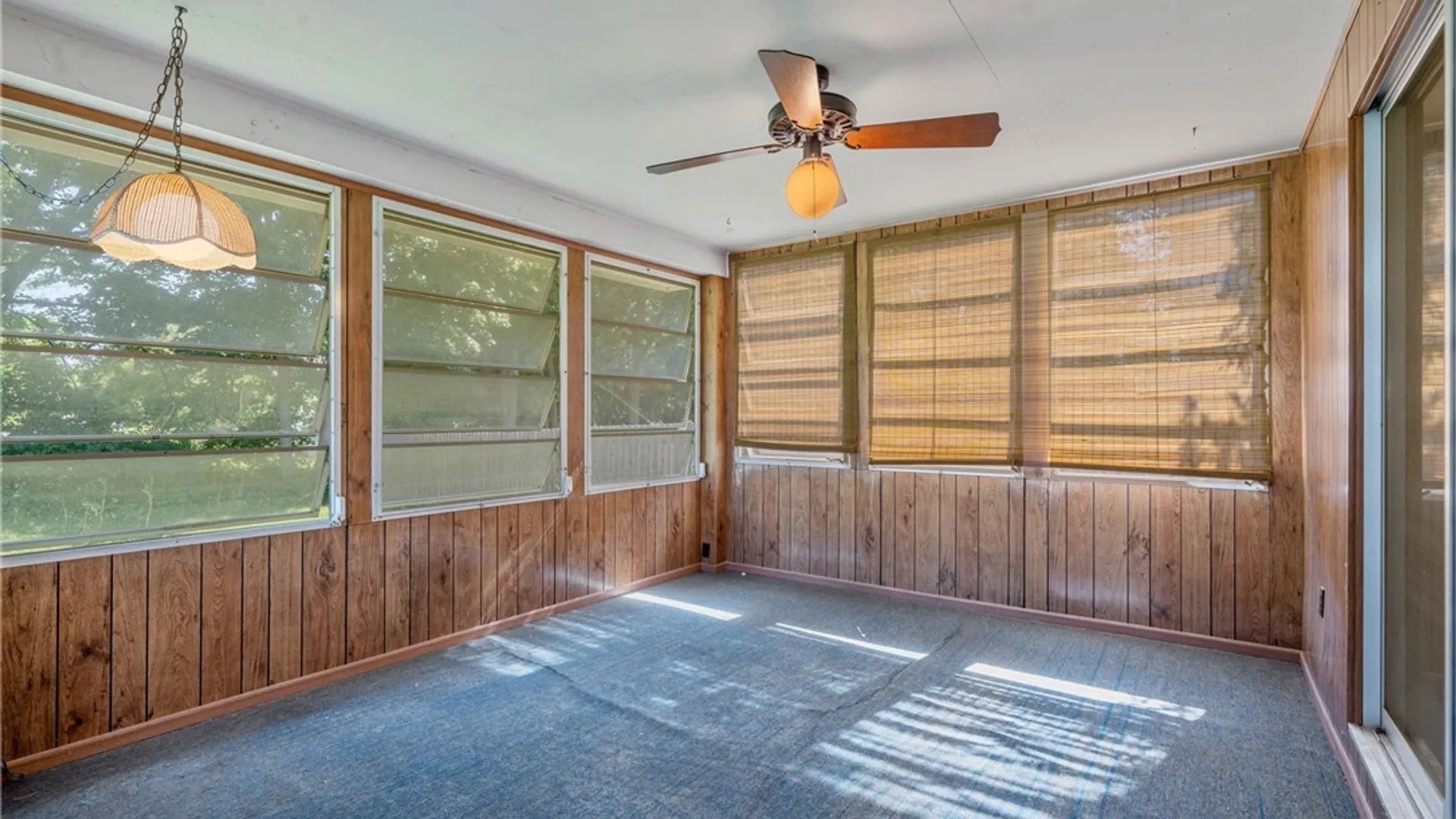 Property at 208 Manor Drive, Clay, NY 13212 17