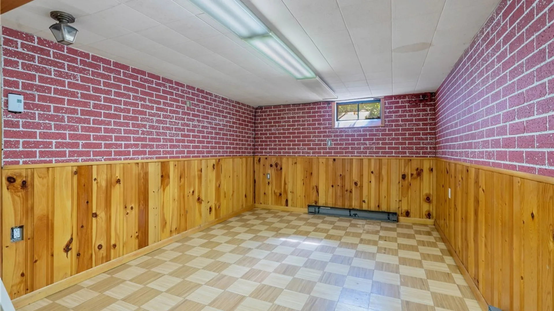 Property at 208 Manor Drive, Clay, NY 13212 33