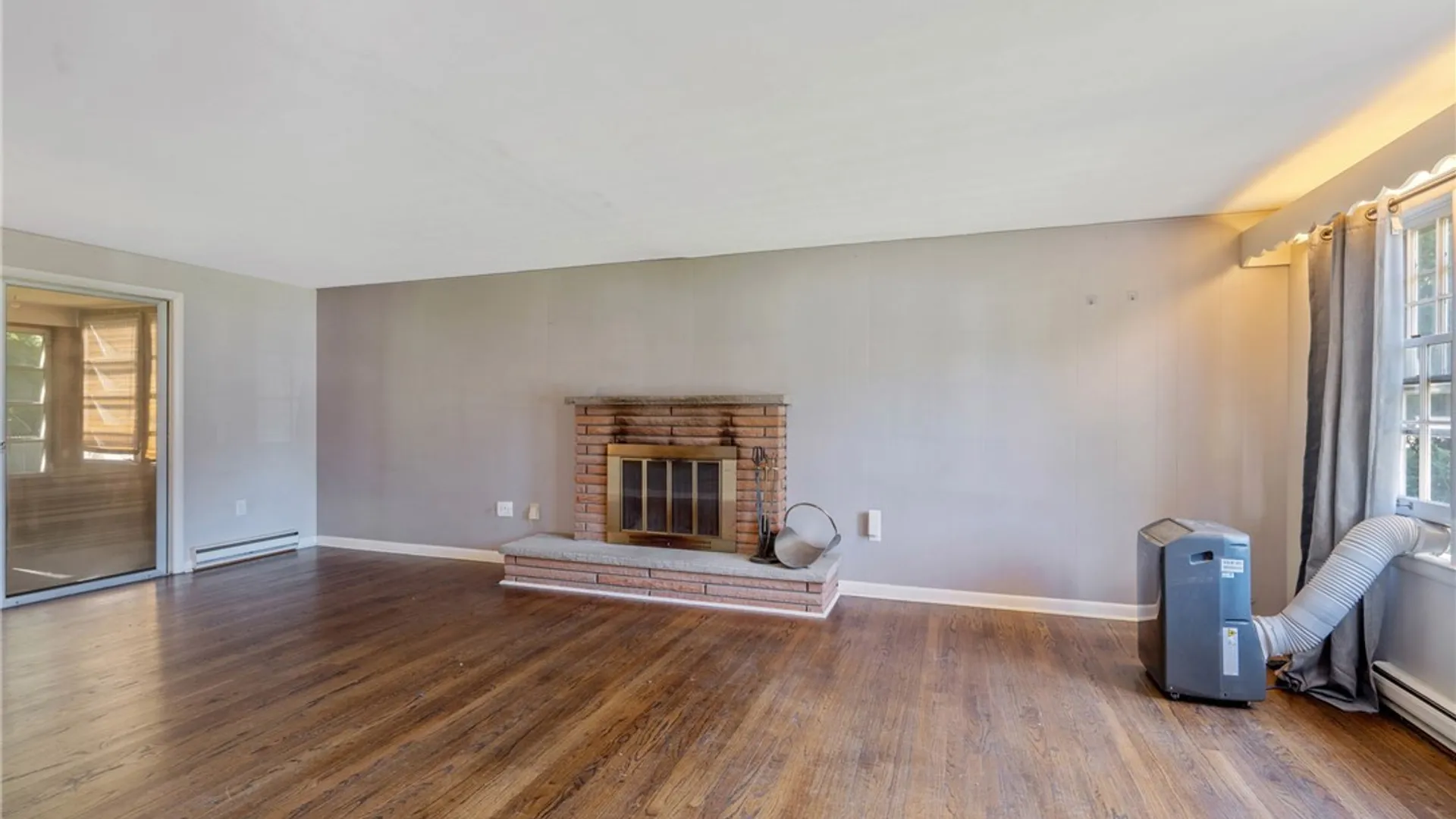 Property at 208 Manor Drive, Clay, NY 13212 5