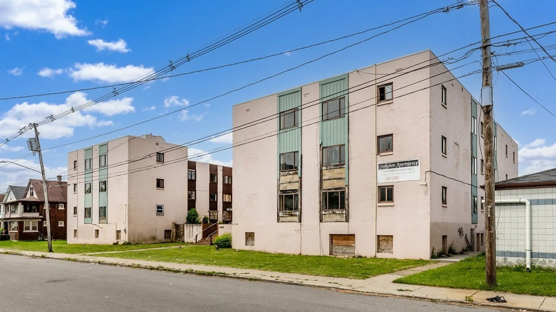 Property at 628 9th Street, Niagara Falls, NY 14301 2