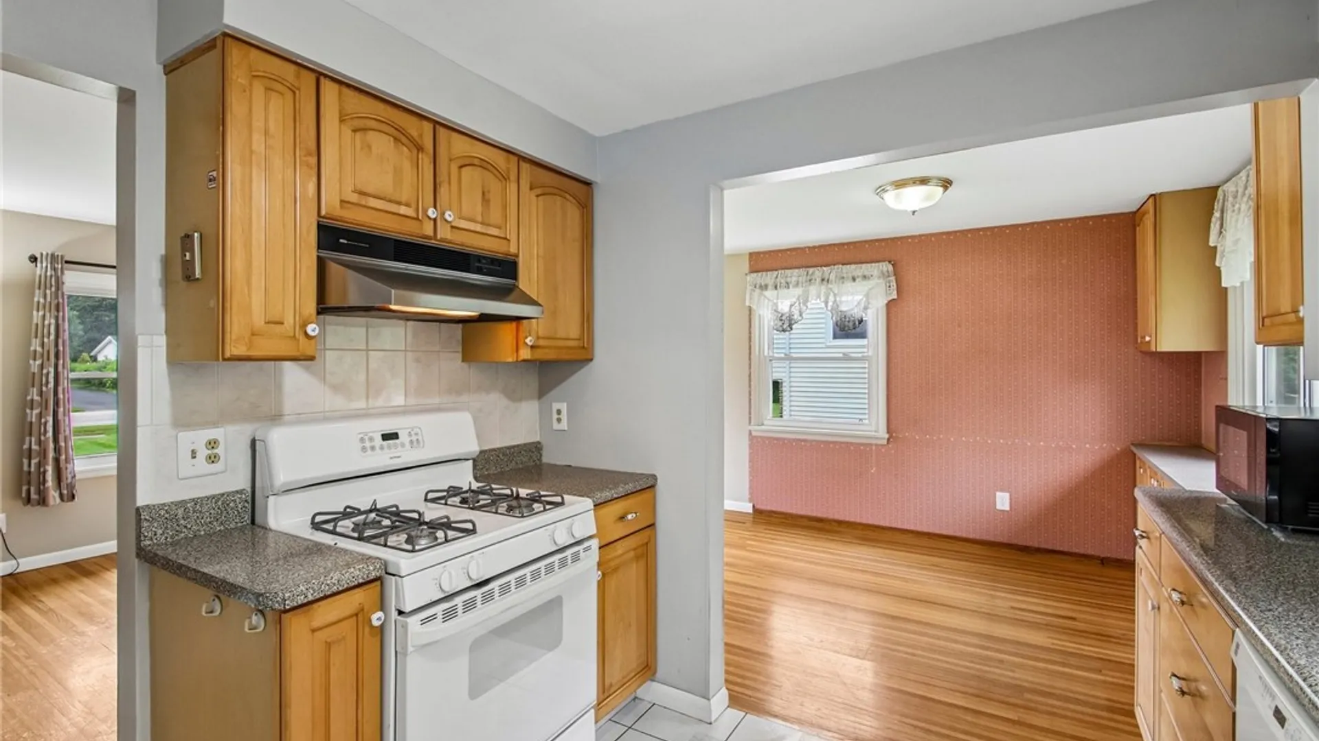 Property at 152 Gates Greece Townline Road, Greece, NY 14606 19