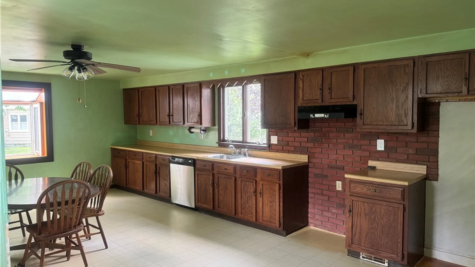 Property at 212 Rogers Avenue, Tonawanda, NY 14150 9