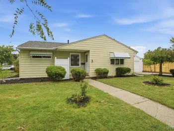 Property at 3 Winkler Drive, Tonawanda, NY 14150