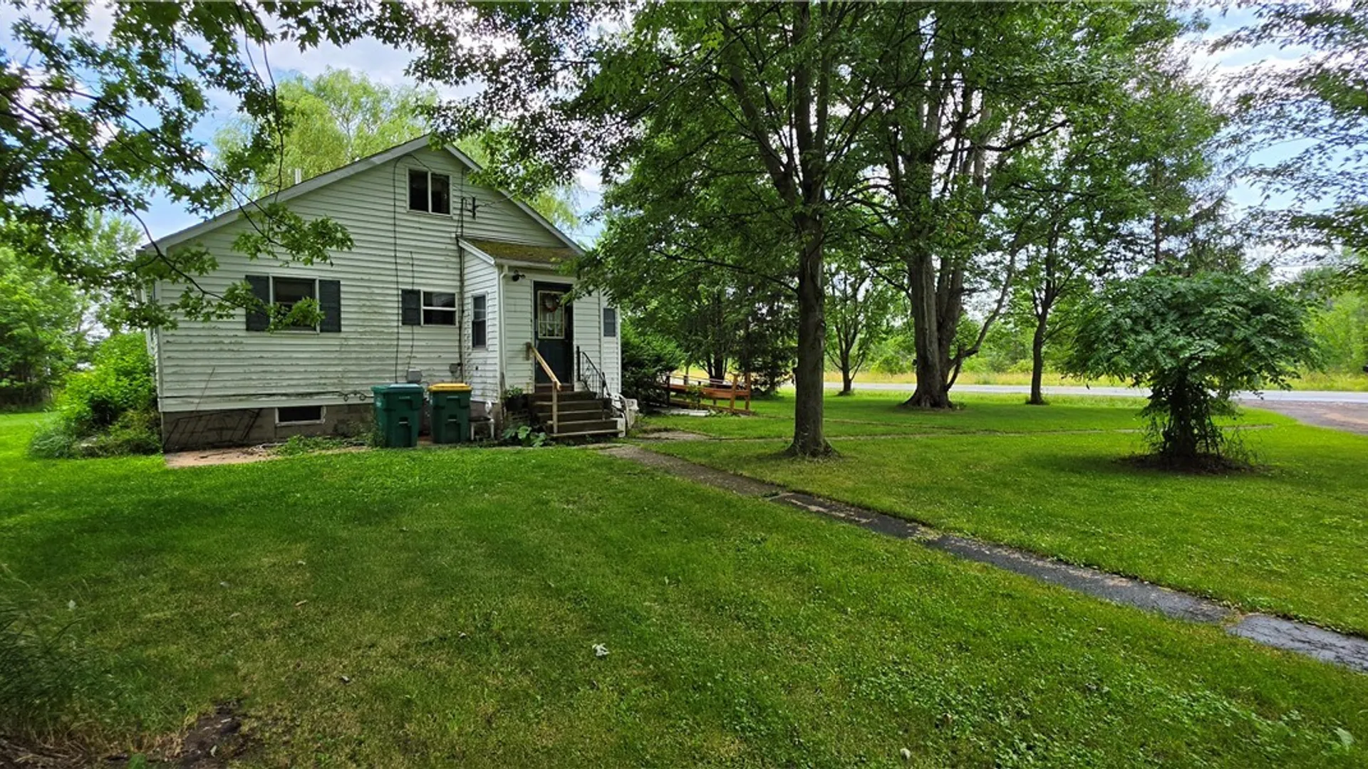 Property at 7091 Rapids Road, Lockport Town, NY 14094 3