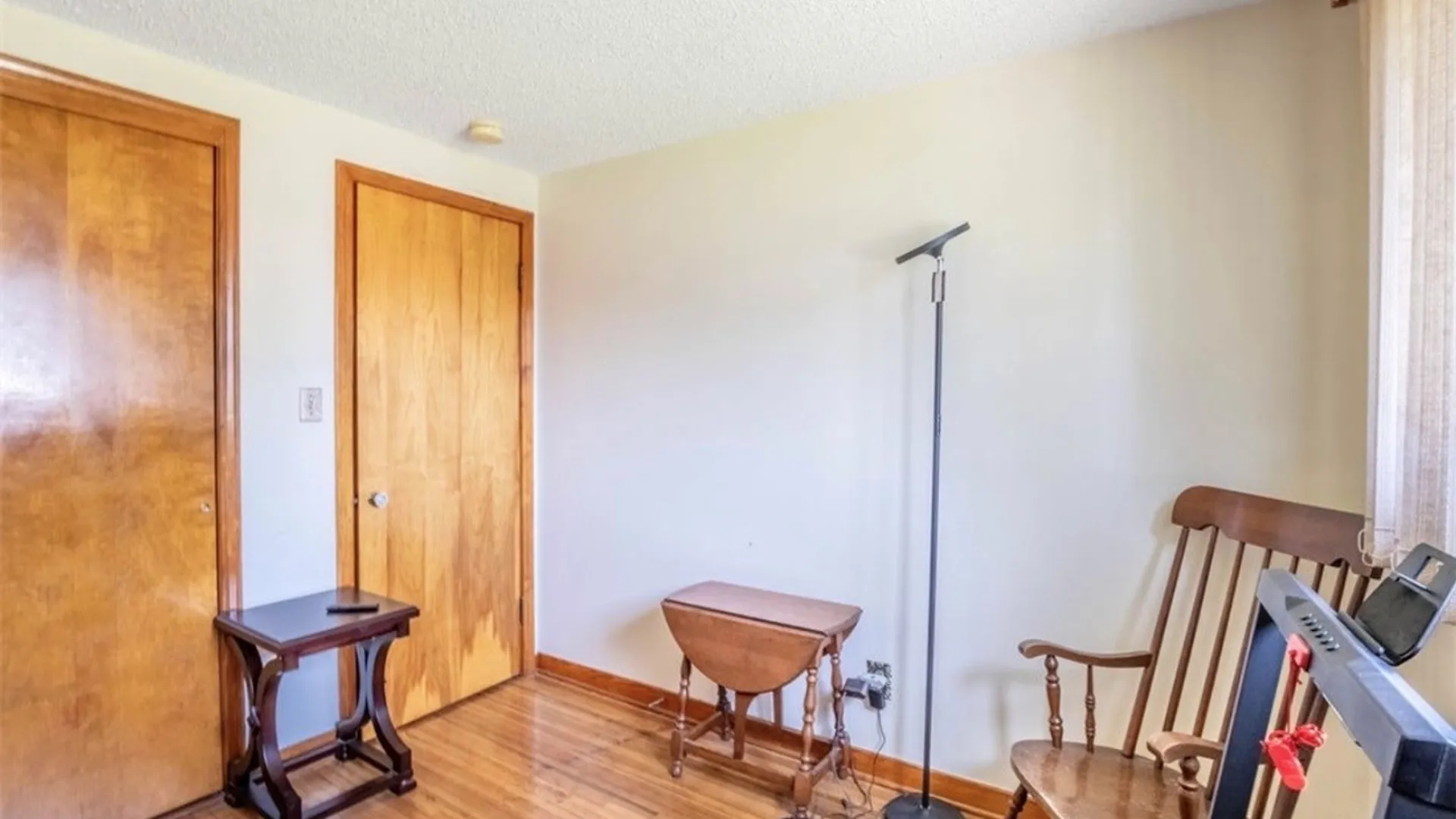Property at 425 Cherokee Drive, Cheektowaga, NY 14225 13