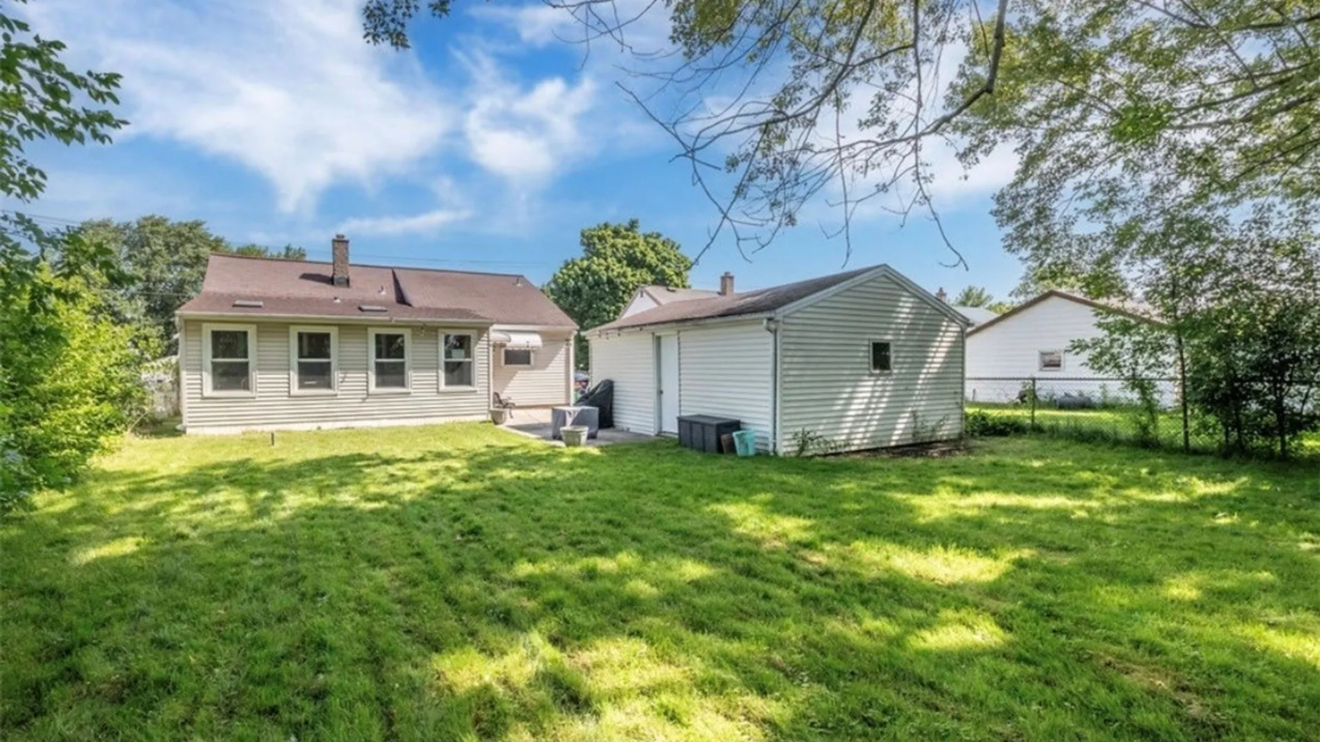 Property at 425 Cherokee Drive, Cheektowaga, NY 14225 29