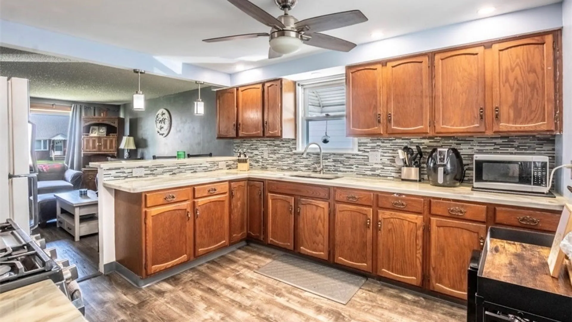 Property at 425 Cherokee Drive, Cheektowaga, NY 14225 8