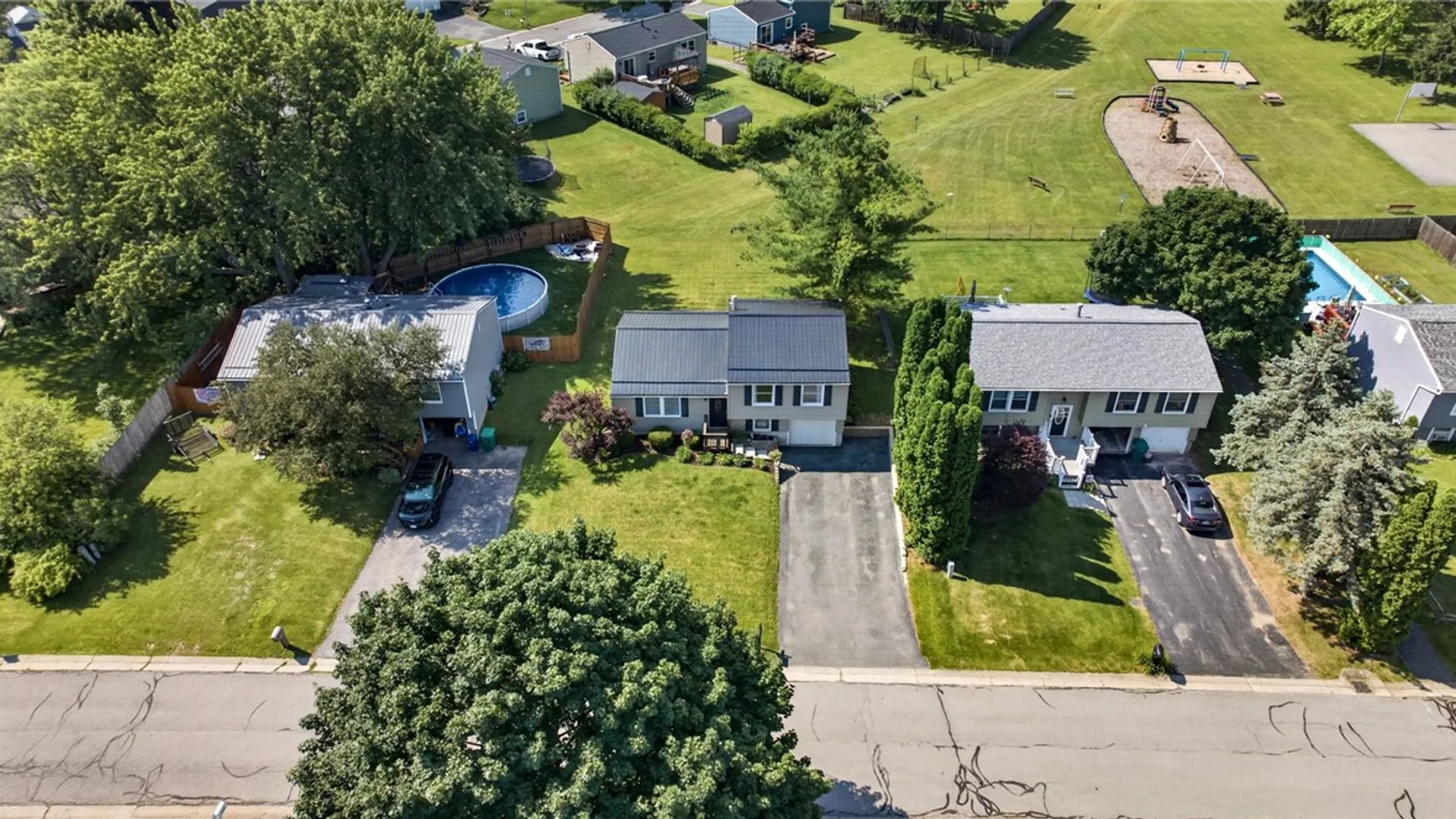 Property at 5759 Wishing Well Lane, Farmington, NY 14425 6