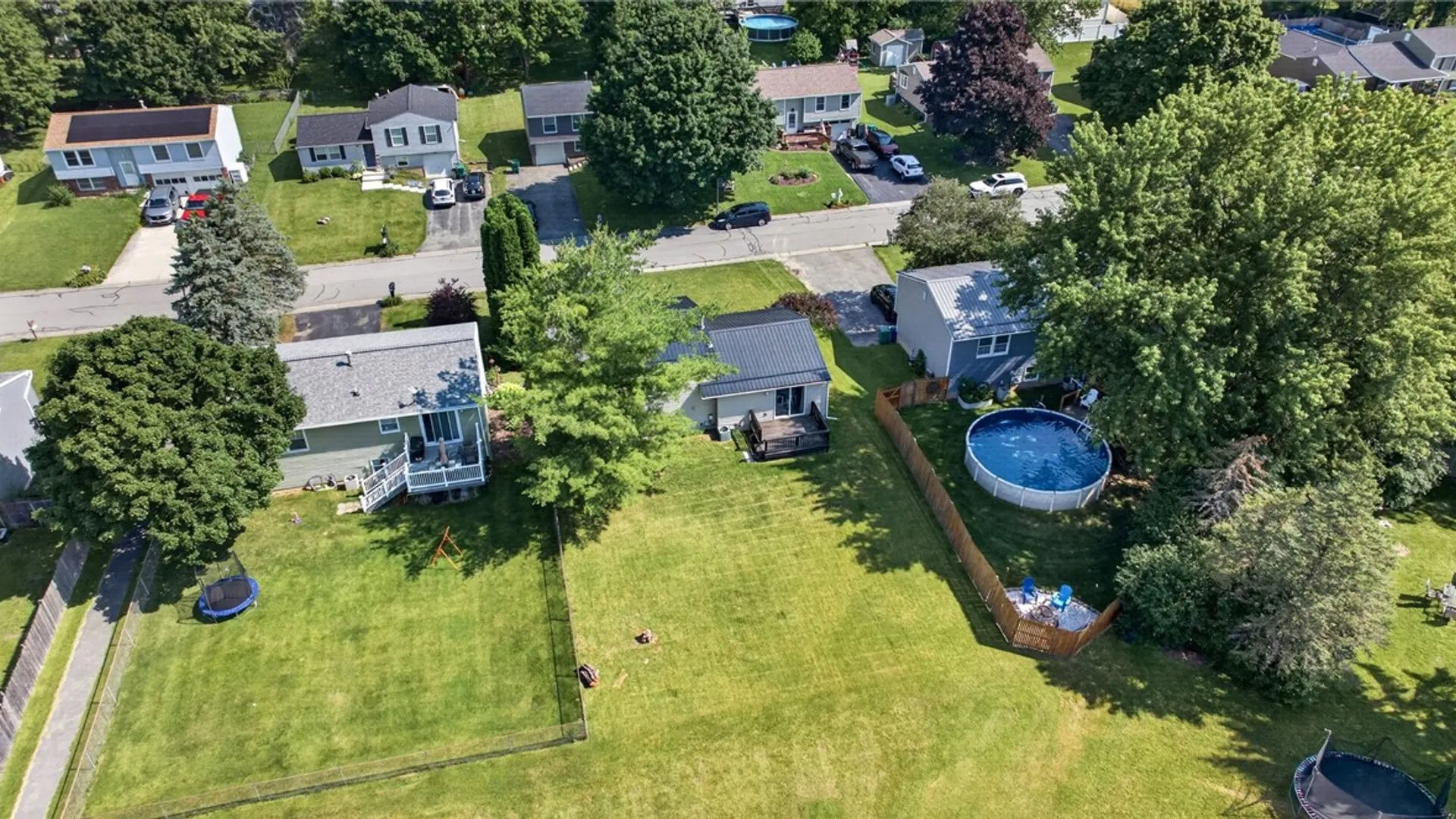 Property at 5759 Wishing Well Lane, Farmington, NY 14425 7