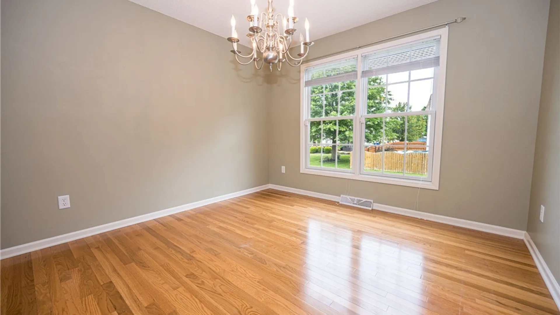 Property at 45 Sunset Creek Drive, West Seneca, NY 14224 7