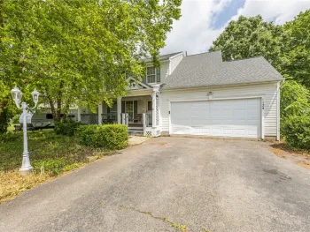 1124 Belmont Drive, Farmington, NY 14425