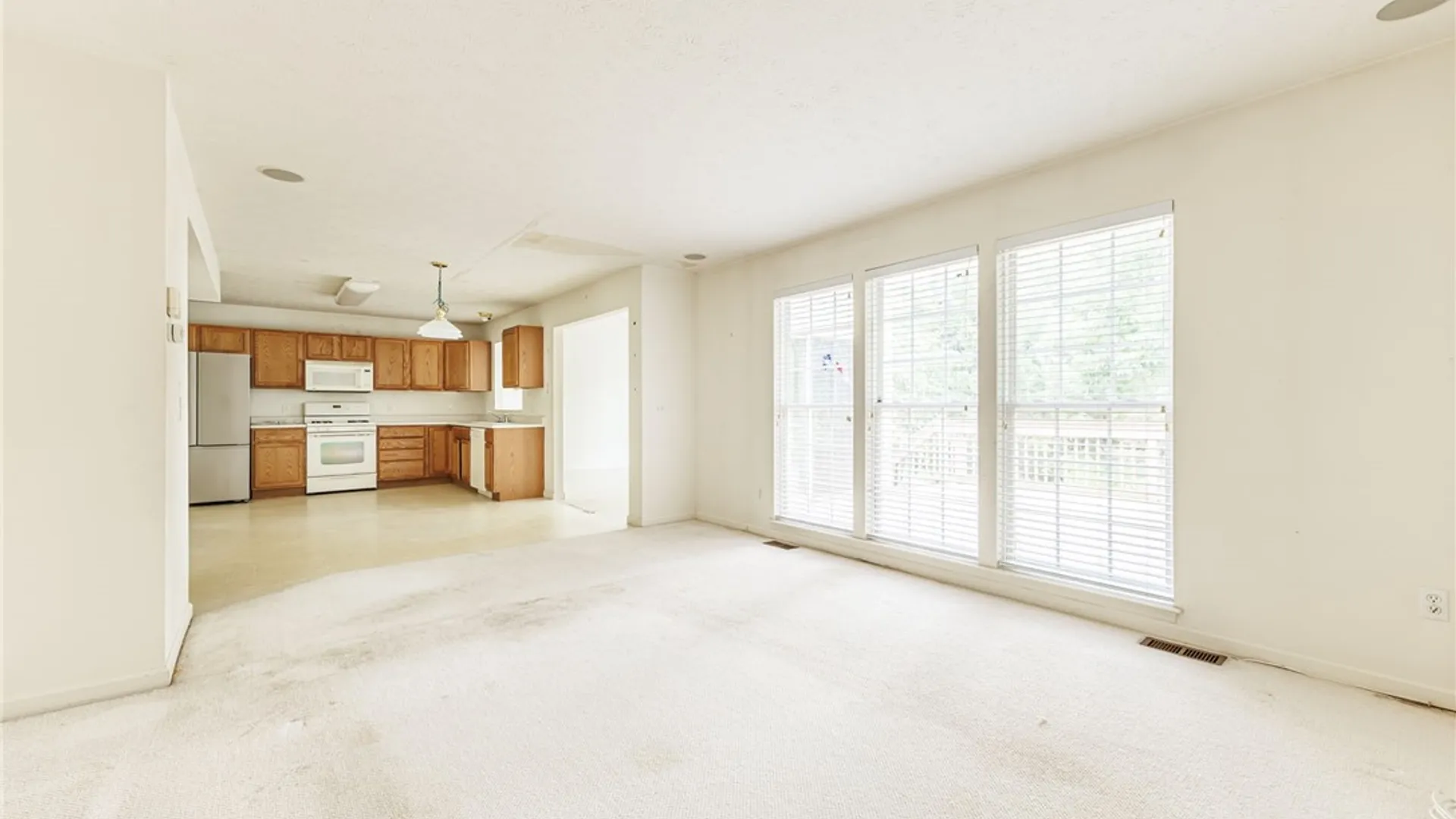 Property at 1124 Belmont Drive, Farmington, NY 14425 21