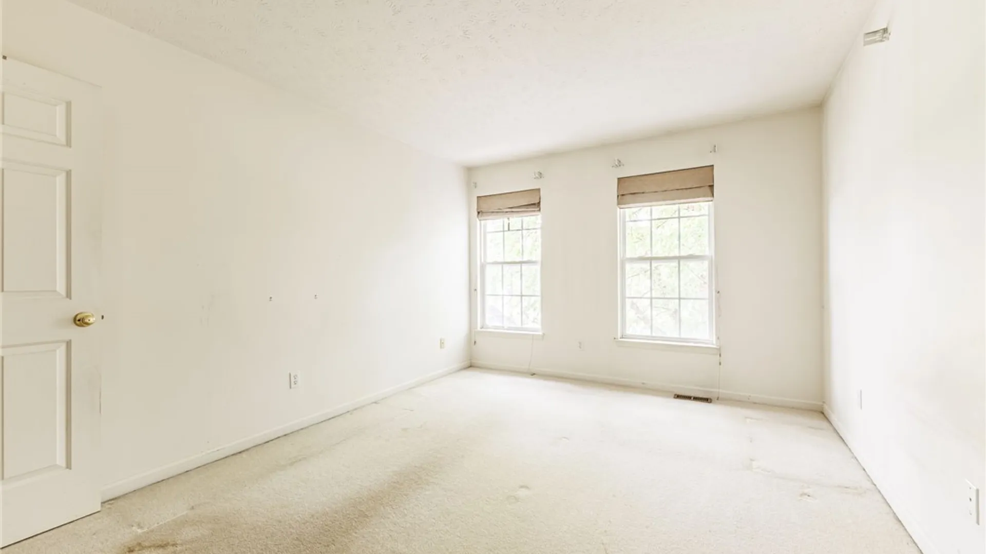 Property at 1124 Belmont Drive, Farmington, NY 14425 29