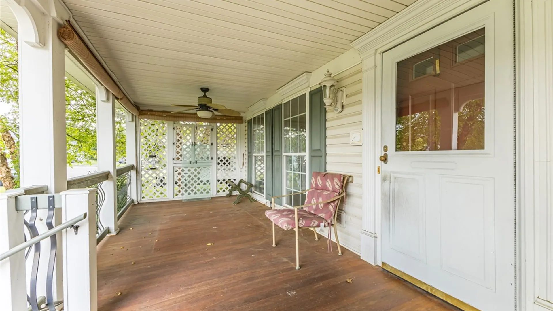 Property at 1124 Belmont Drive, Farmington, NY 14425 5
