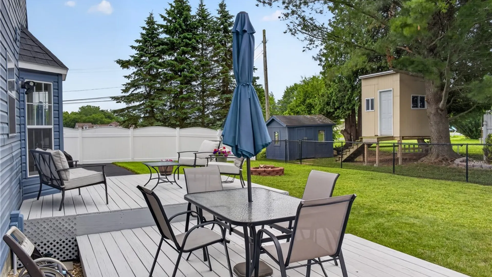 Property at 5000 Dongara Ln, Clay, NY 13041 40