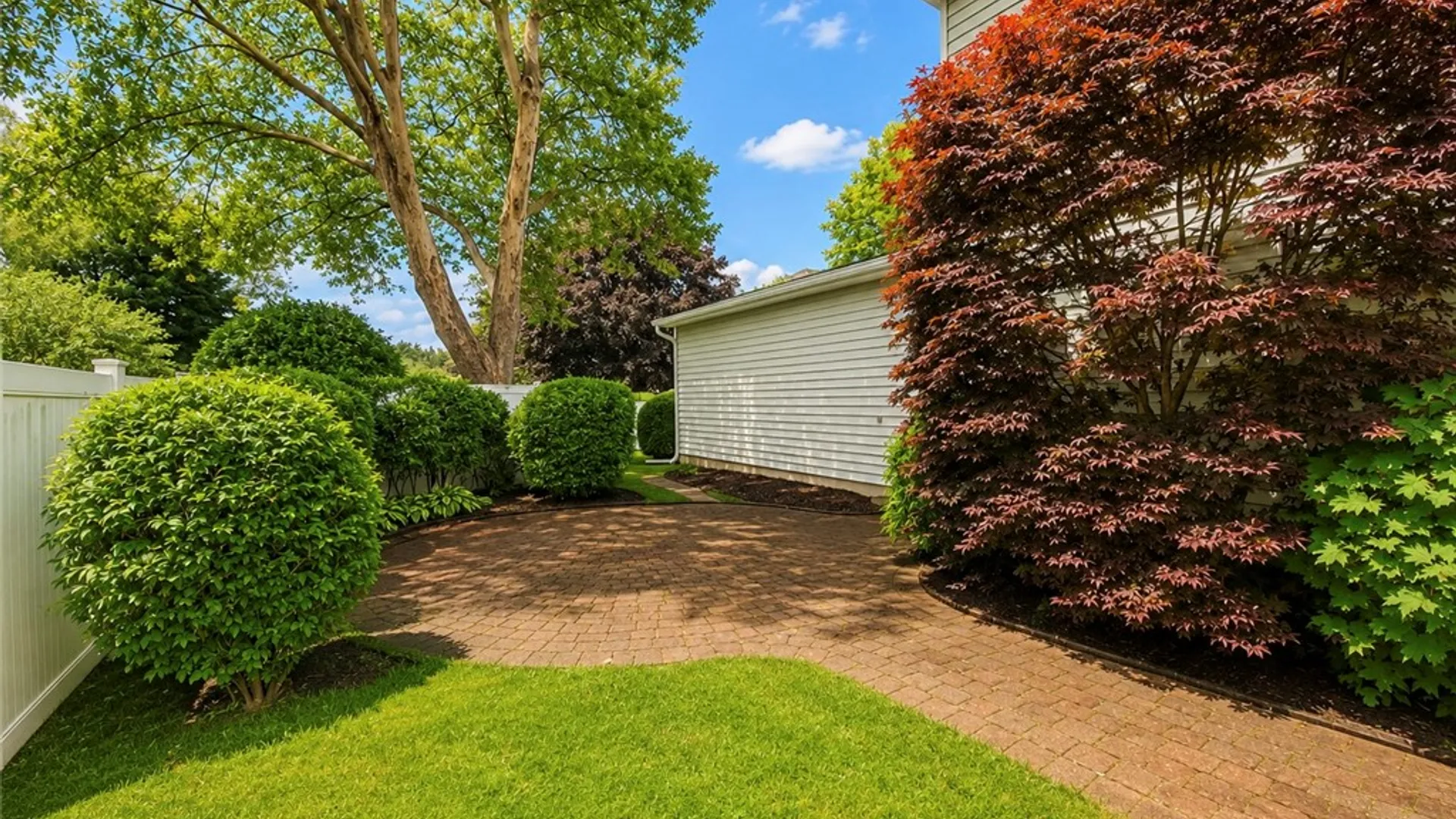 Property at 76 Bromley Road, Pittsford, NY 14534 46