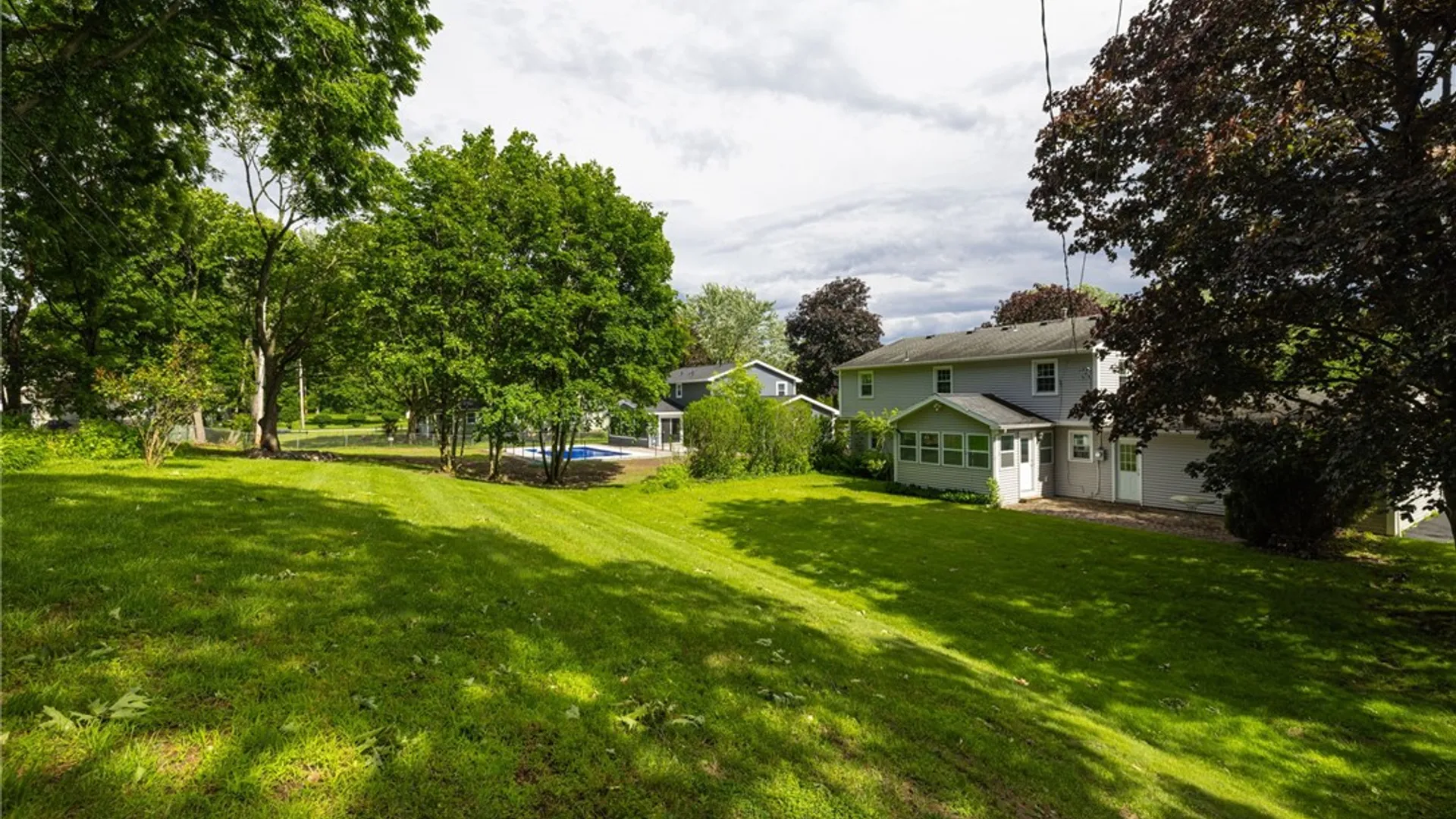 Property at 37 Heatherwood Road, Perinton, NY 14450 37