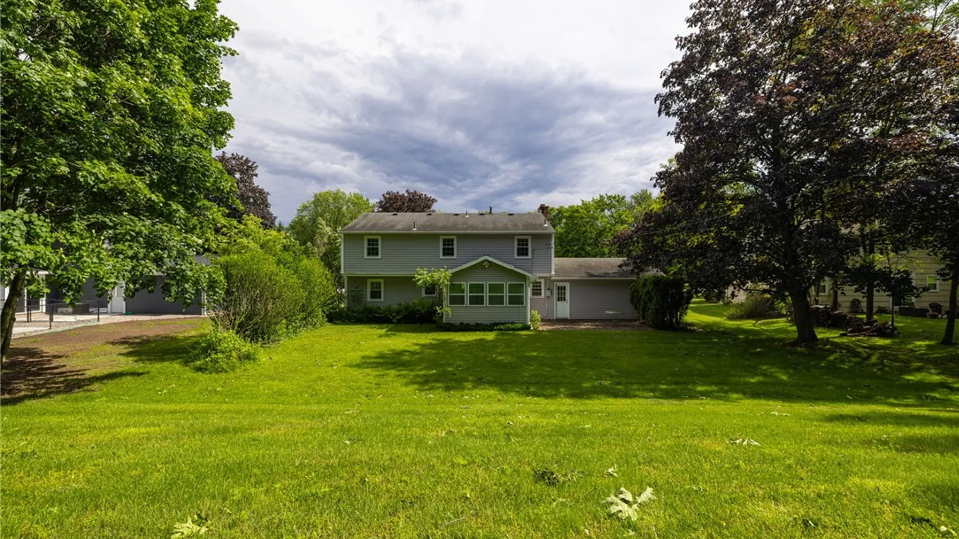 Property at 37 Heatherwood Road, Perinton, NY 14450 38