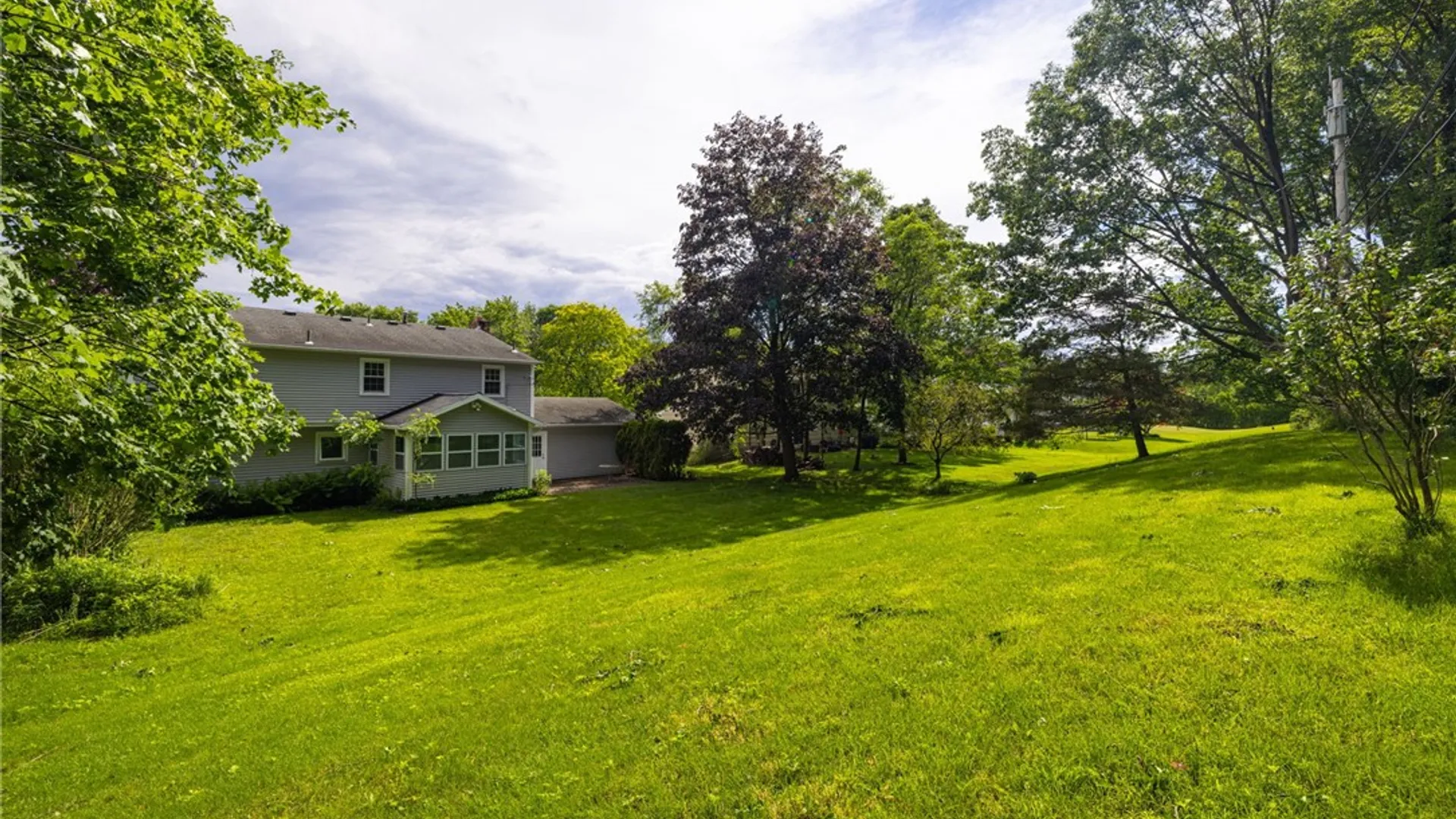 Property at 37 Heatherwood Road, Perinton, NY 14450 39