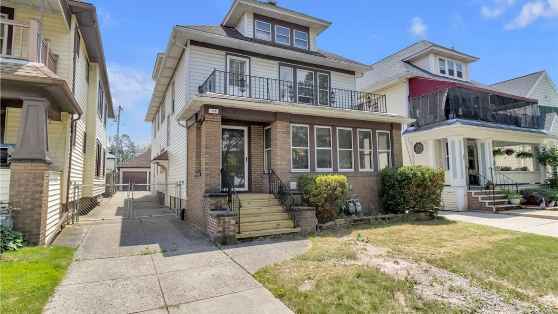 Property at 136 Lincoln Boulevard, Tonawanda, NY 14217 2