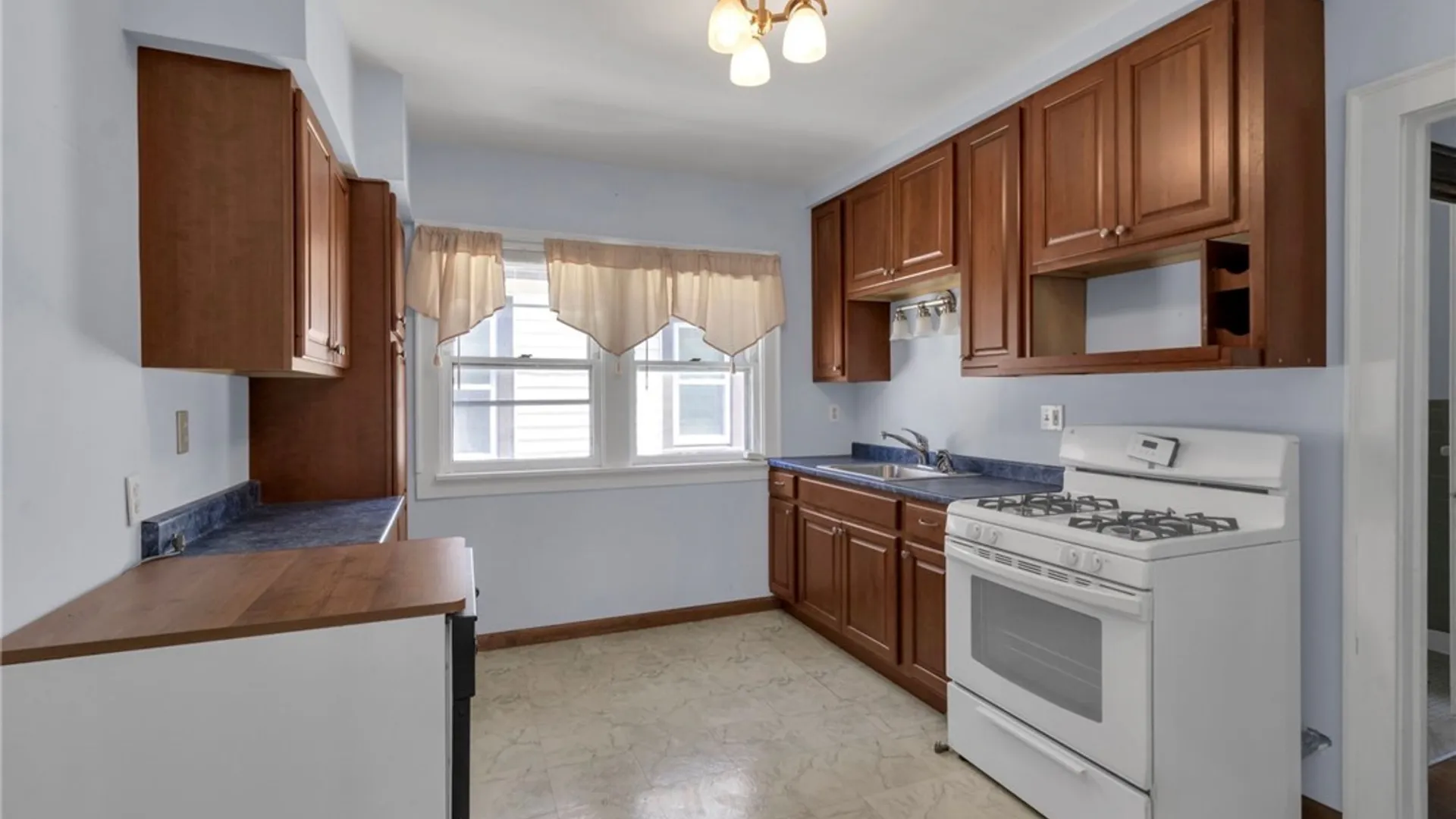 Property at 136 Lincoln Boulevard, Tonawanda, NY 14217 23
