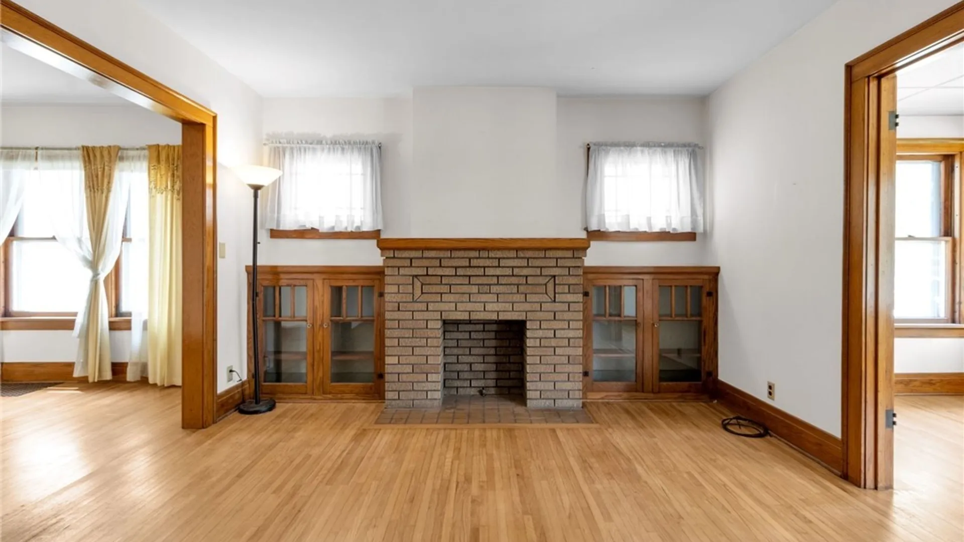 Property at 136 Lincoln Boulevard, Tonawanda, NY 14217 4