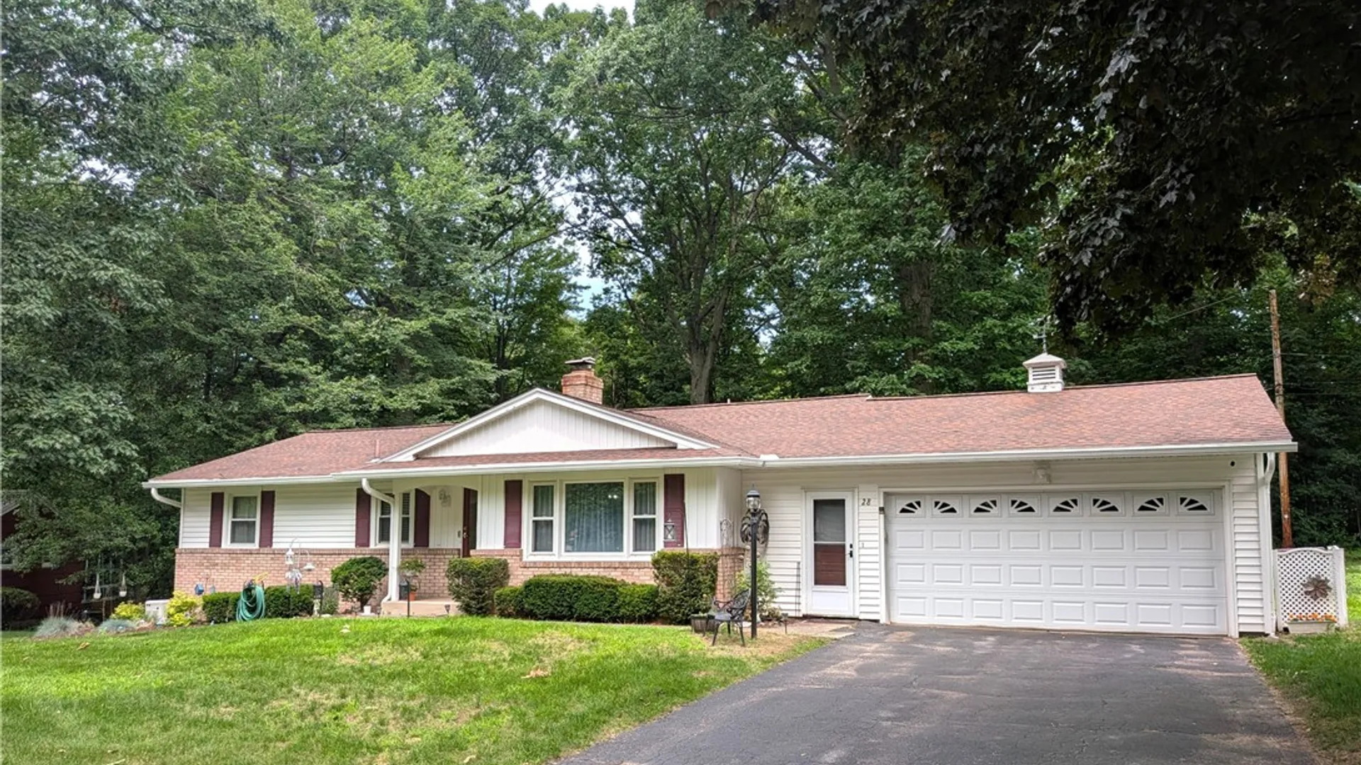 Property at 28 Kingswood Drive, Gates, NY 14624 2