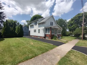 29 Hillcrest Street, Rochester, NY 14609