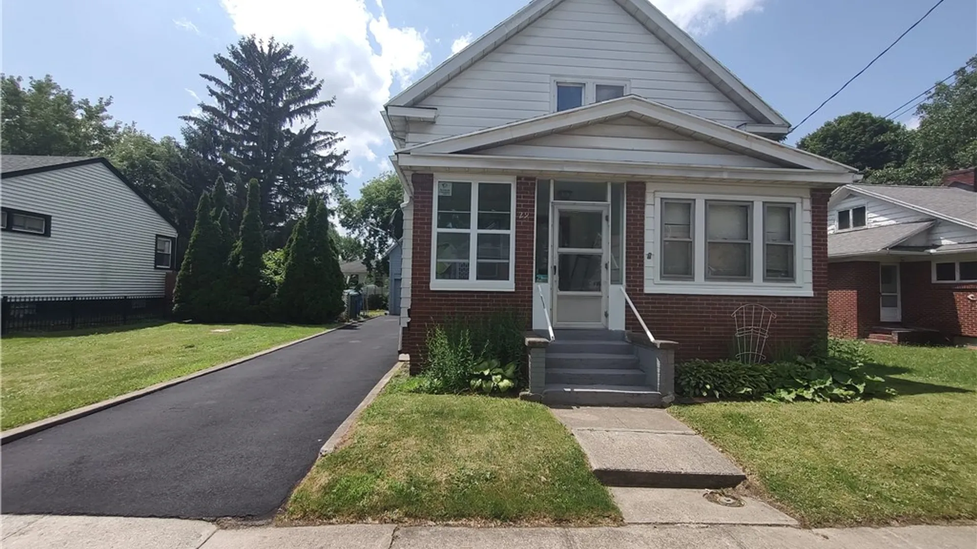Property at 29 Hillcrest Street, Rochester, NY 14609 2