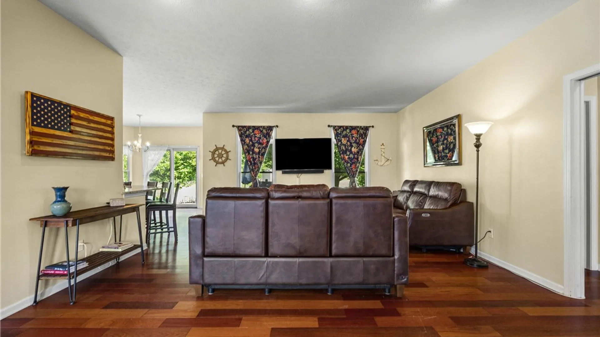 Property at 1886 Surrey Crossing, Ontario, NY 14519 16