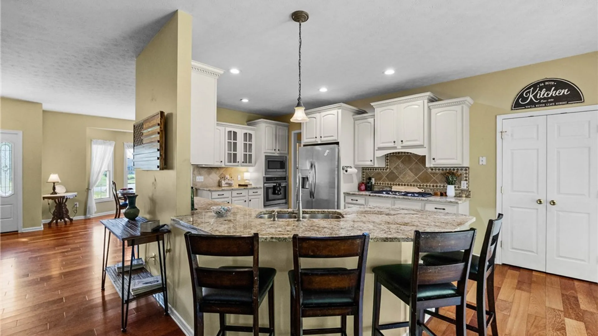 Property at 1886 Surrey Crossing, Ontario, NY 14519 20