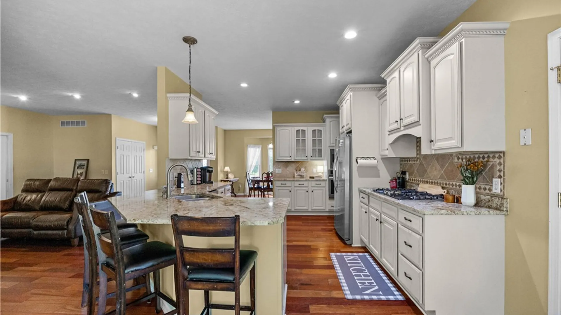 Property at 1886 Surrey Crossing, Ontario, NY 14519 21