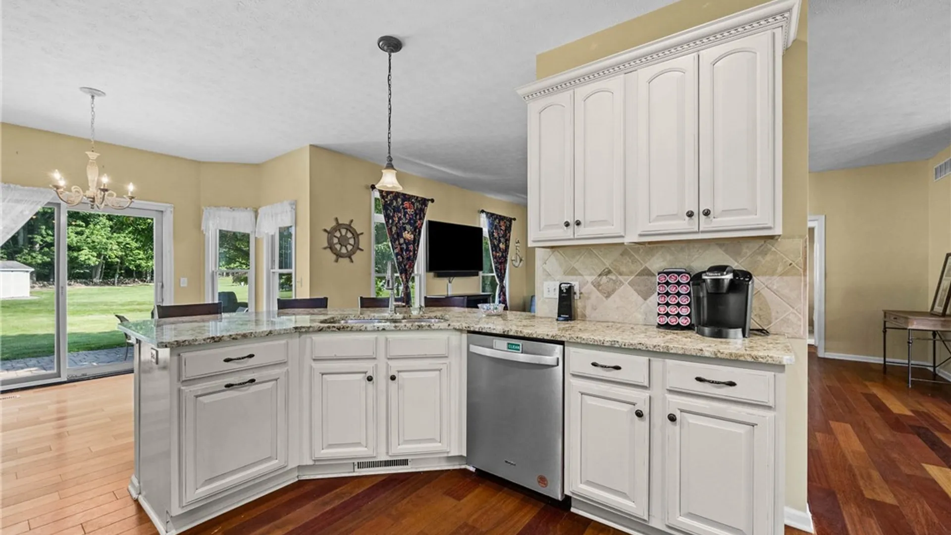 Property at 1886 Surrey Crossing, Ontario, NY 14519 25