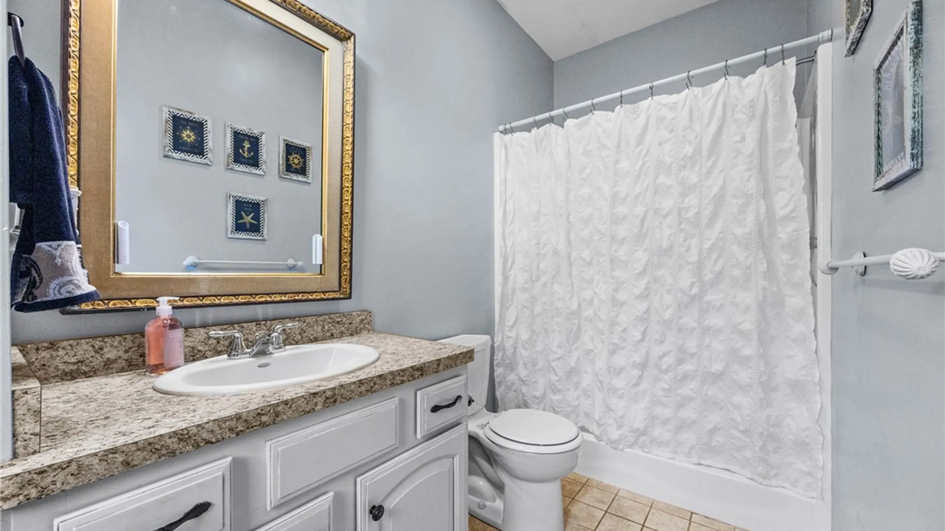 Property at 1886 Surrey Crossing, Ontario, NY 14519 34